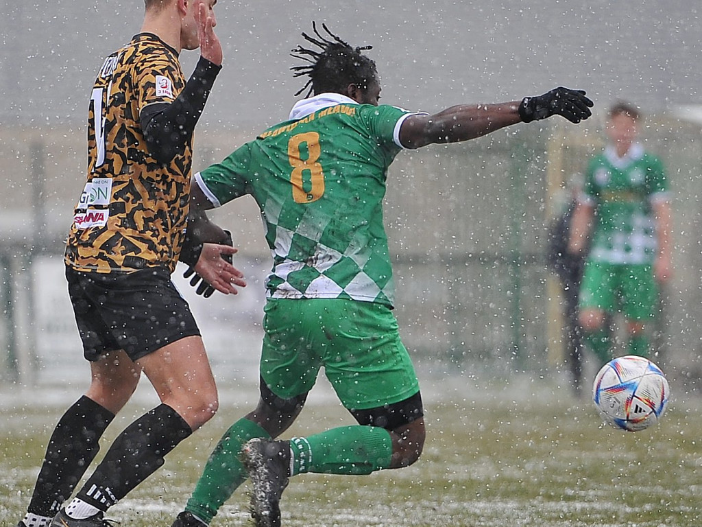 Sukces Mławianki na sniegu. Mecz mógł być przełożony