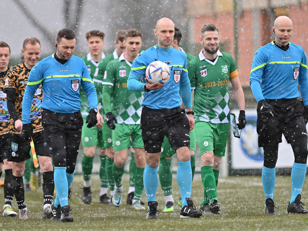 Sukces Mławianki na sniegu. Mecz mógł być przełożony