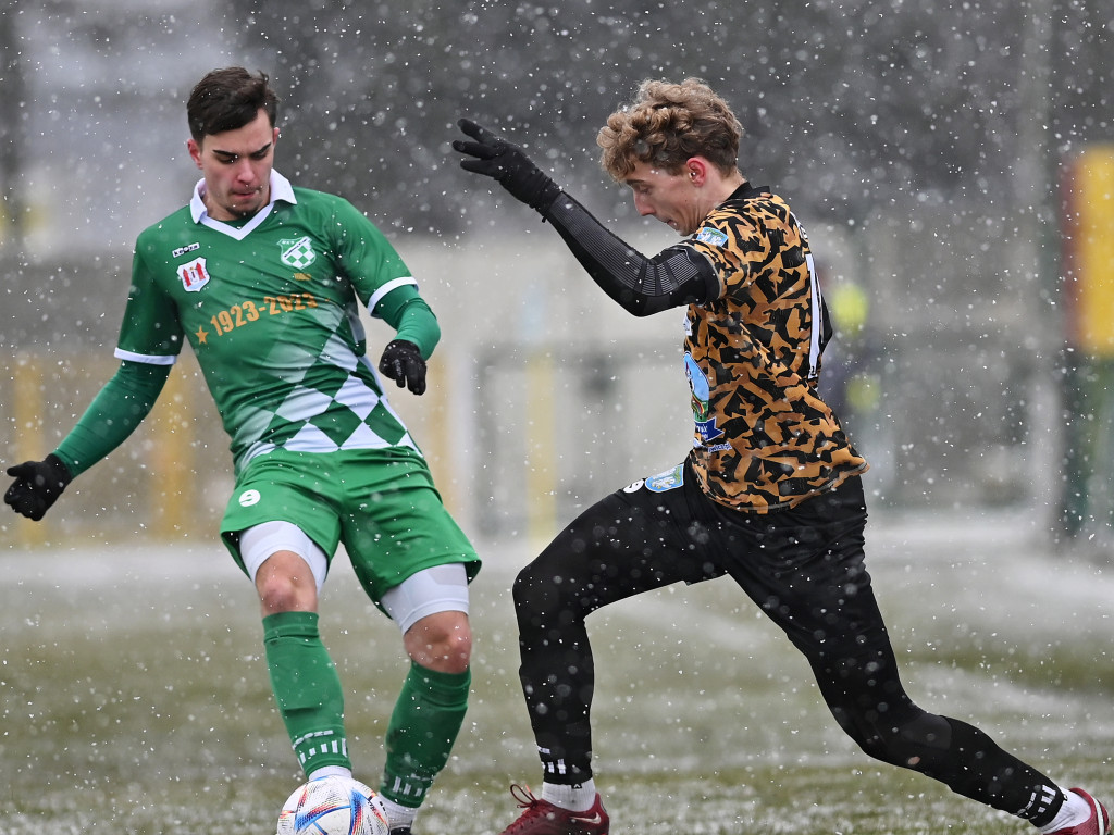 Sukces Mławianki na sniegu. Mecz mógł być przełożony