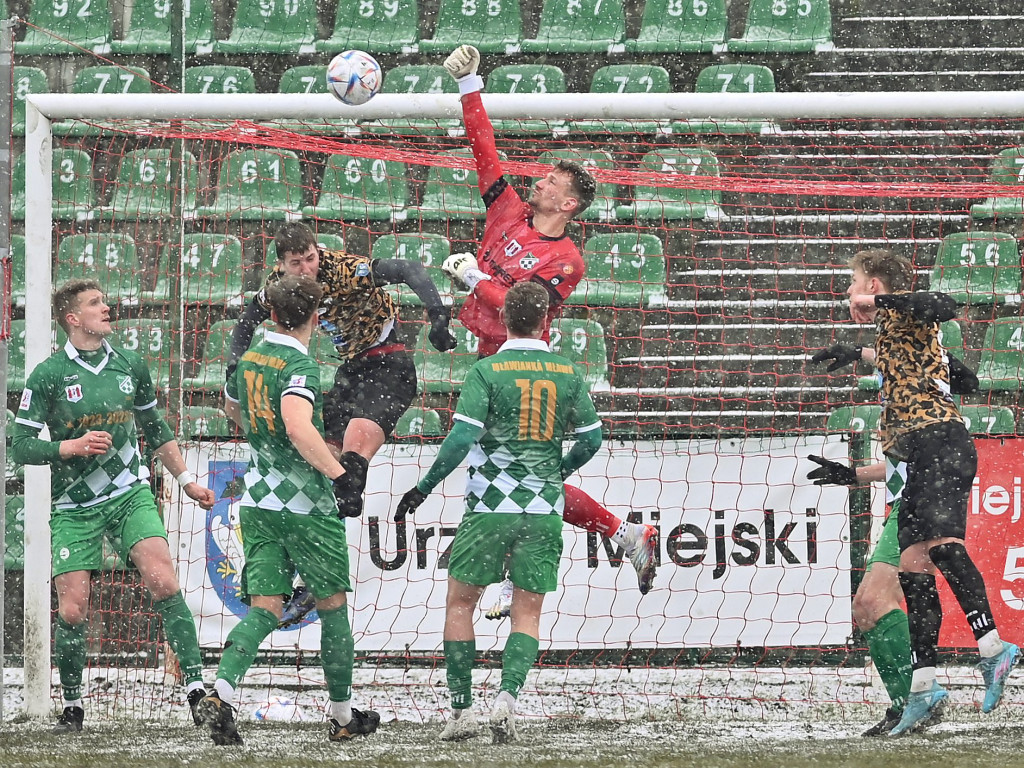 Sukces Mławianki na sniegu. Mecz mógł być przełożony