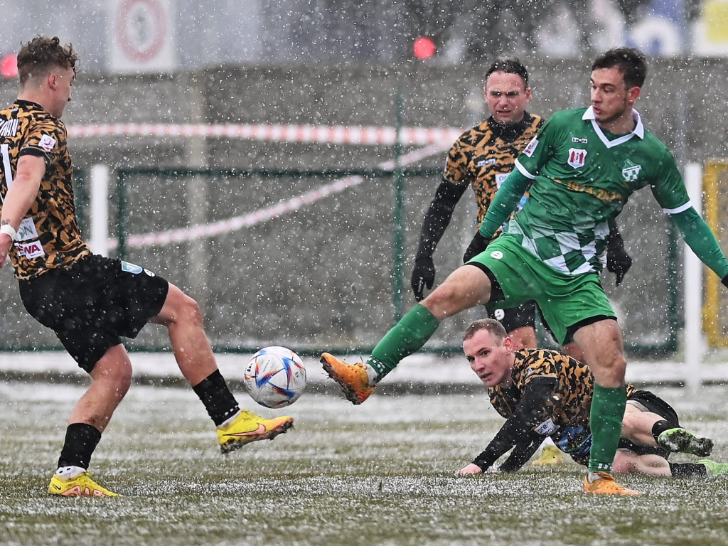 Sukces Mławianki na sniegu. Mecz mógł być przełożony