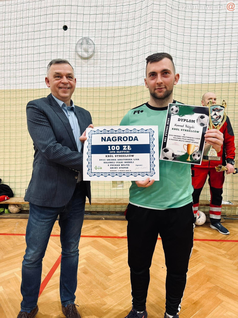 Instal Foto pierwszy. Komplet wygranych