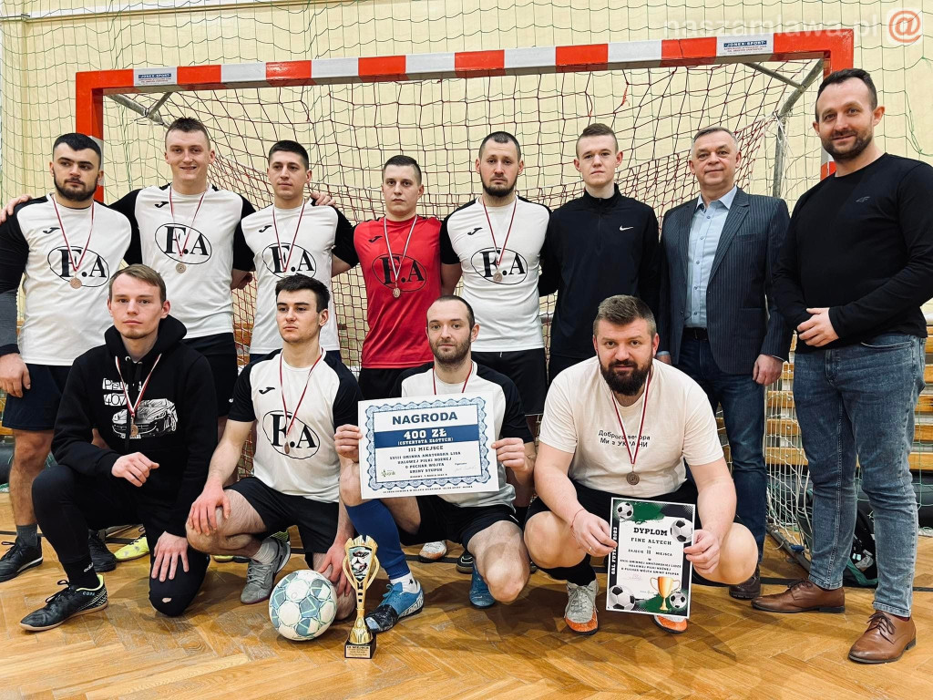 Instal Foto pierwszy. Komplet wygranych