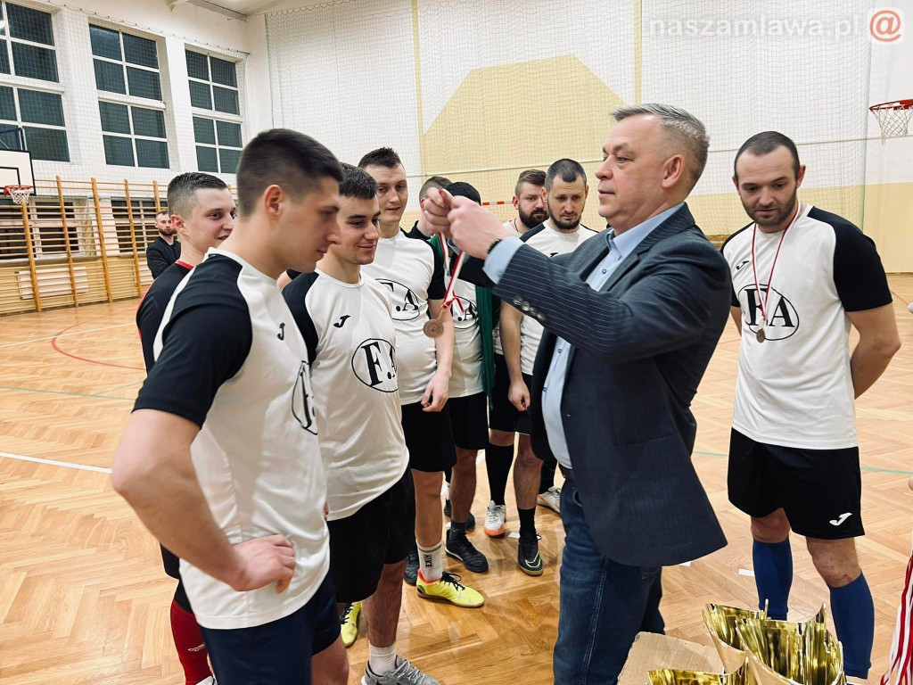 Instal Foto pierwszy. Komplet wygranych