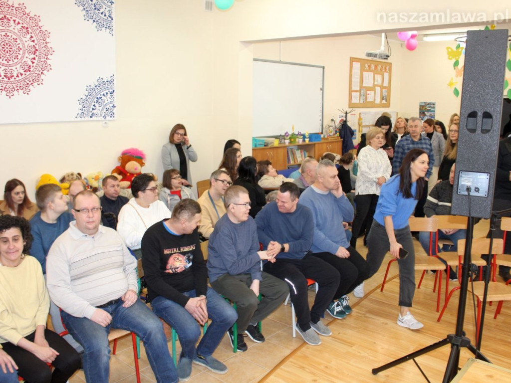 Zespół Enej w mławskiej szkole [FILMY i ZDJĘCIA]