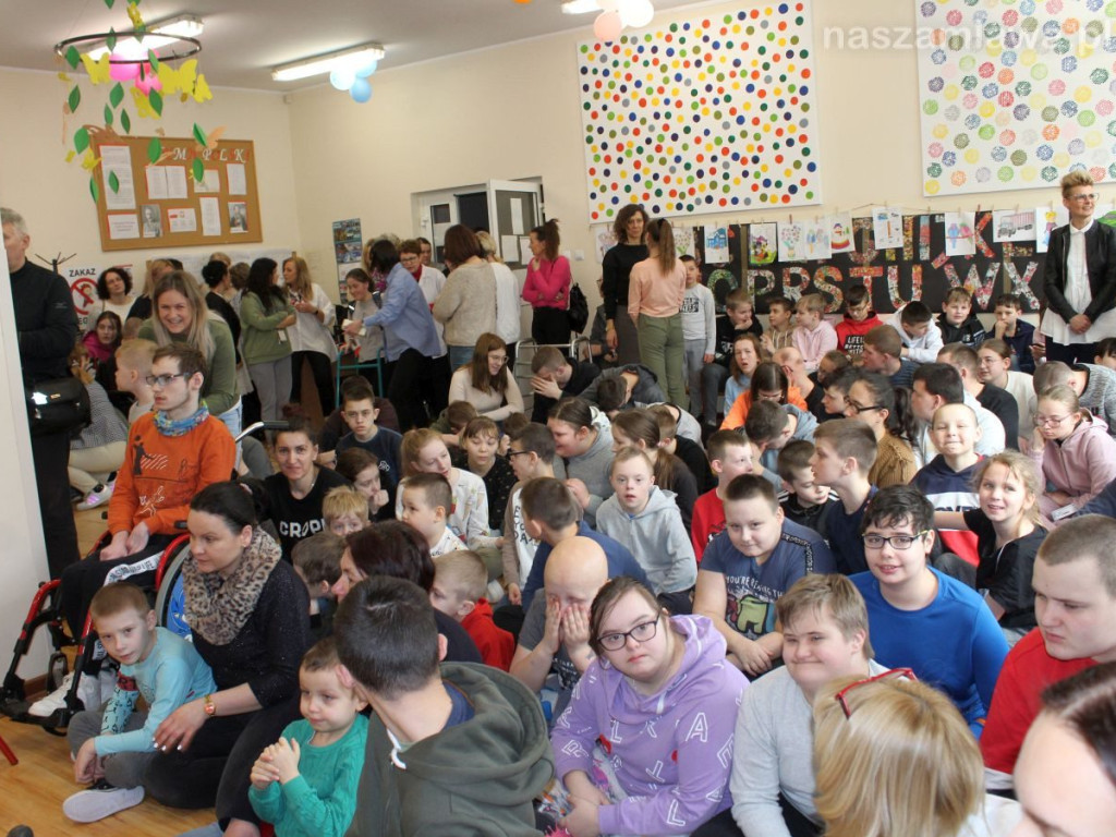 Zespół Enej w mławskiej szkole [FILMY i ZDJĘCIA]