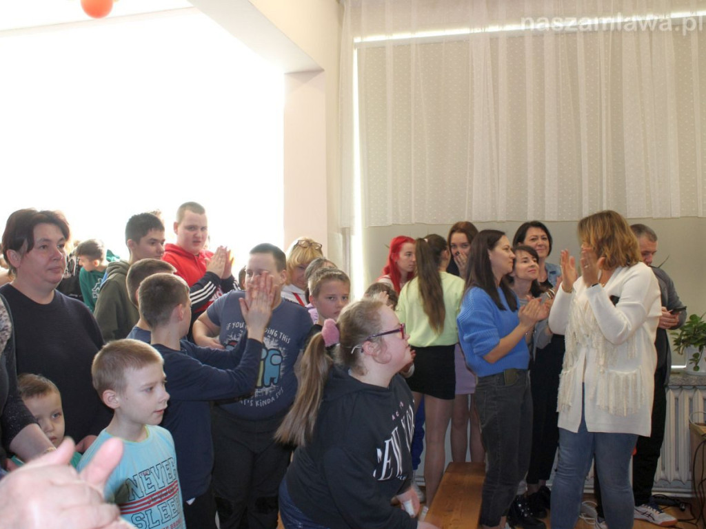 Zespół Enej w mławskiej szkole [FILMY i ZDJĘCIA]