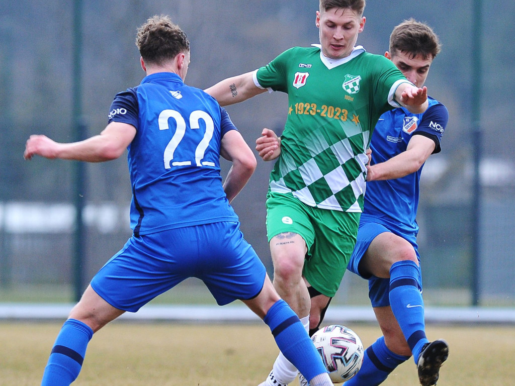 Kuba zaczął, Michał zakończył. Ursus rozbity