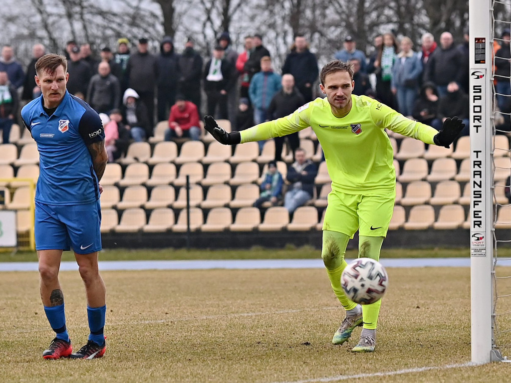 Kuba zaczął, Michał zakończył. Ursus rozbity