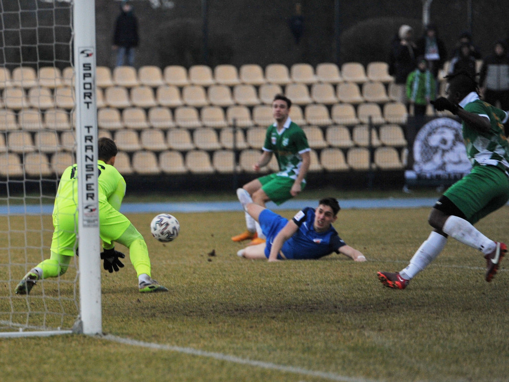 Kuba zaczął, Michał zakończył. Ursus rozbity