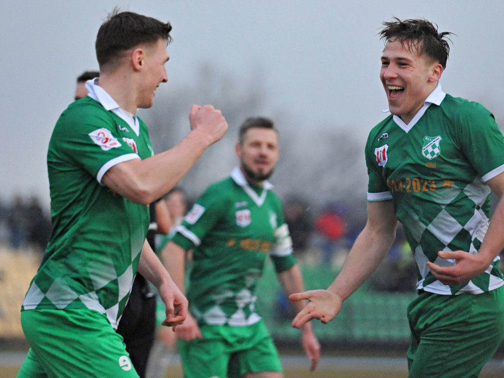 Kuba zaczął, Michał zakończył. Ursus rozbity