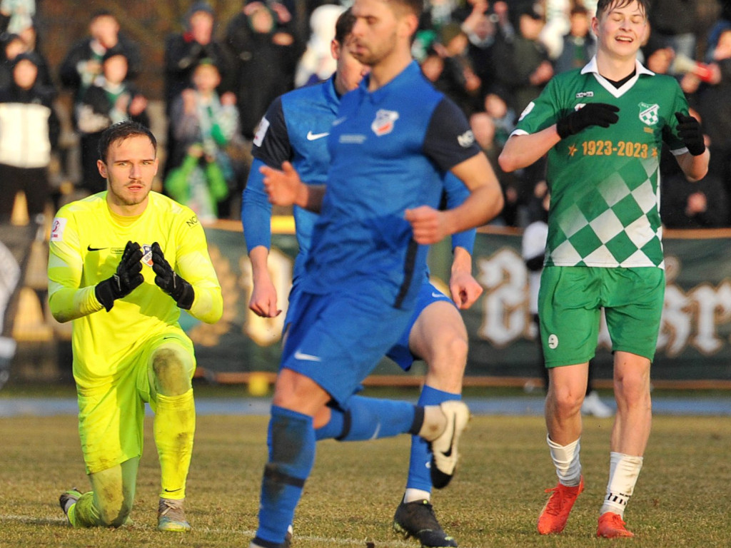 Kuba zaczął, Michał zakończył. Ursus rozbity