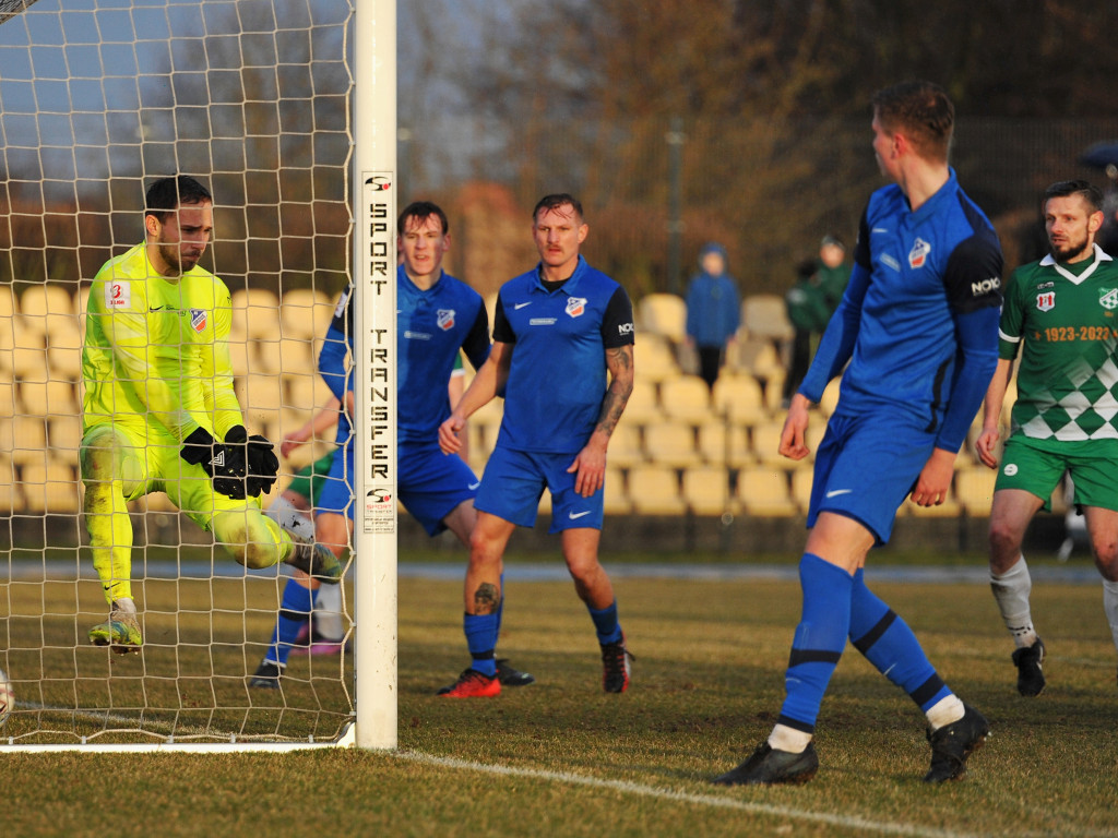 Kuba zaczął, Michał zakończył. Ursus rozbity