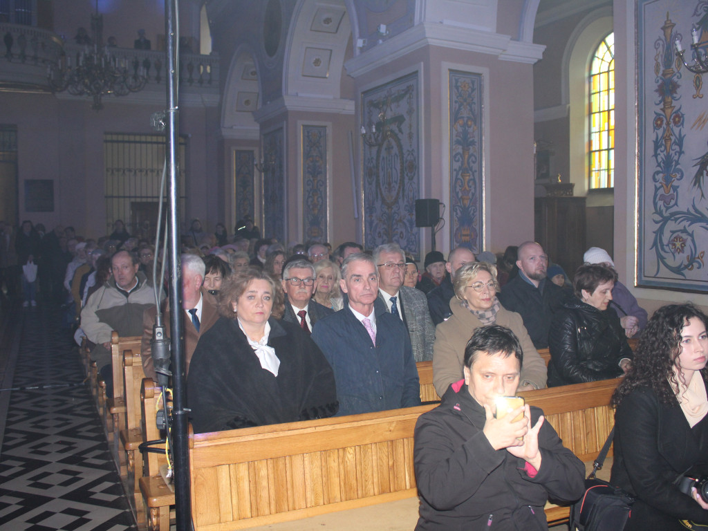 Gorzkie Żale w Mławie. Niezwykłe widowisko [FILM I ZDJĘCIA]