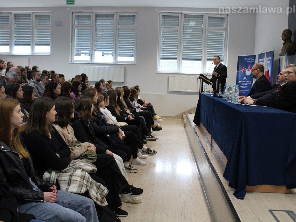 O Powstaniu Styczniowym w mławskiej uczelni [ZDJĘCIA]