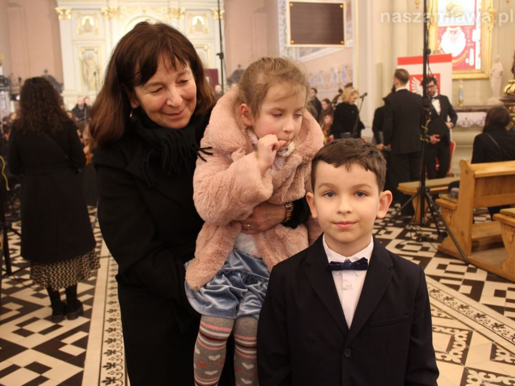 Gorzkie Żale w Mławie. Niezwykłe widowisko [FILM I ZDJĘCIA]