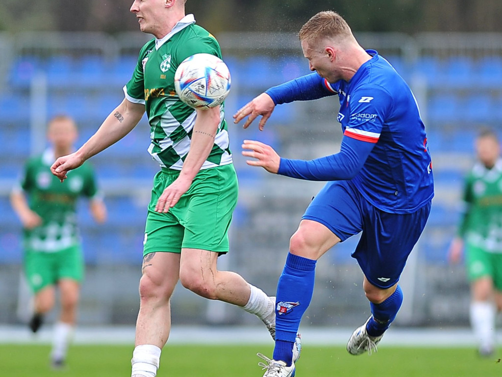 Lider w Mławie. Michał z hat-trickiem