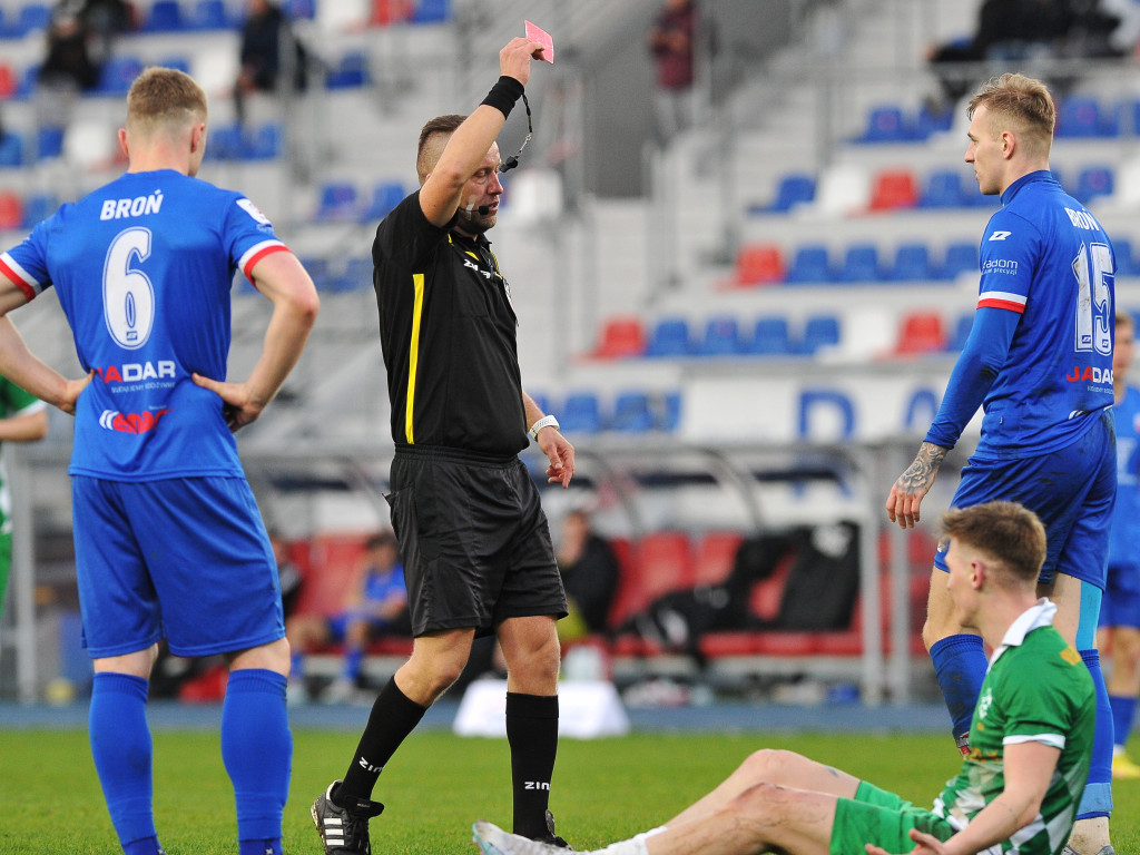 Lider w Mławie. Michał z hat-trickiem