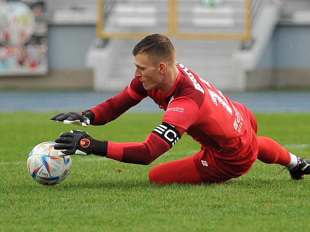 Lider w Mławie. Michał z hat-trickiem