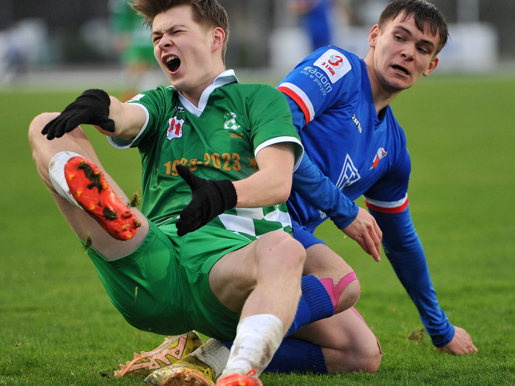 Lider w Mławie. Michał z hat-trickiem
