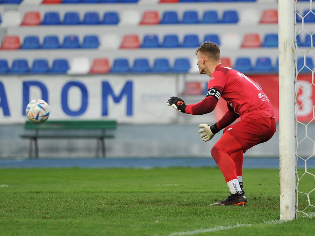 Lider w Mławie. Michał z hat-trickiem