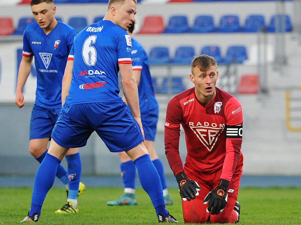 Lider w Mławie. Michał z hat-trickiem