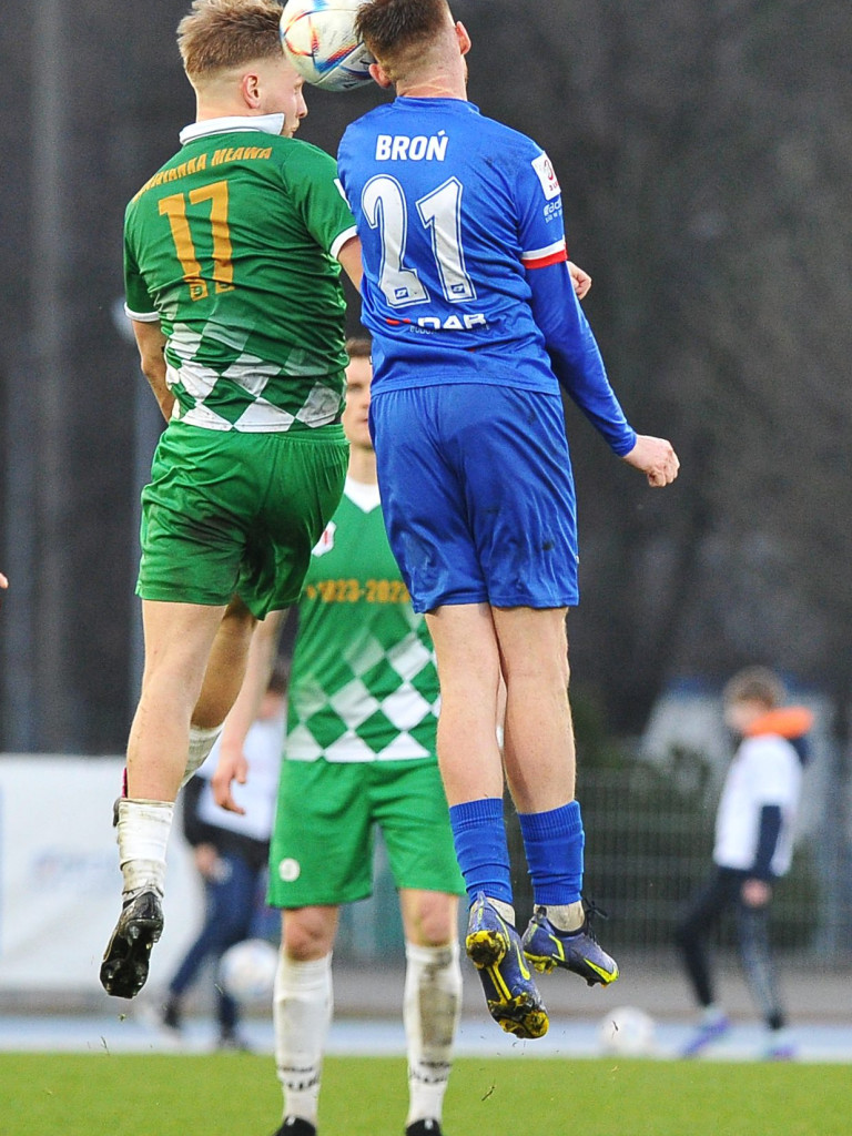 Lider w Mławie. Michał z hat-trickiem