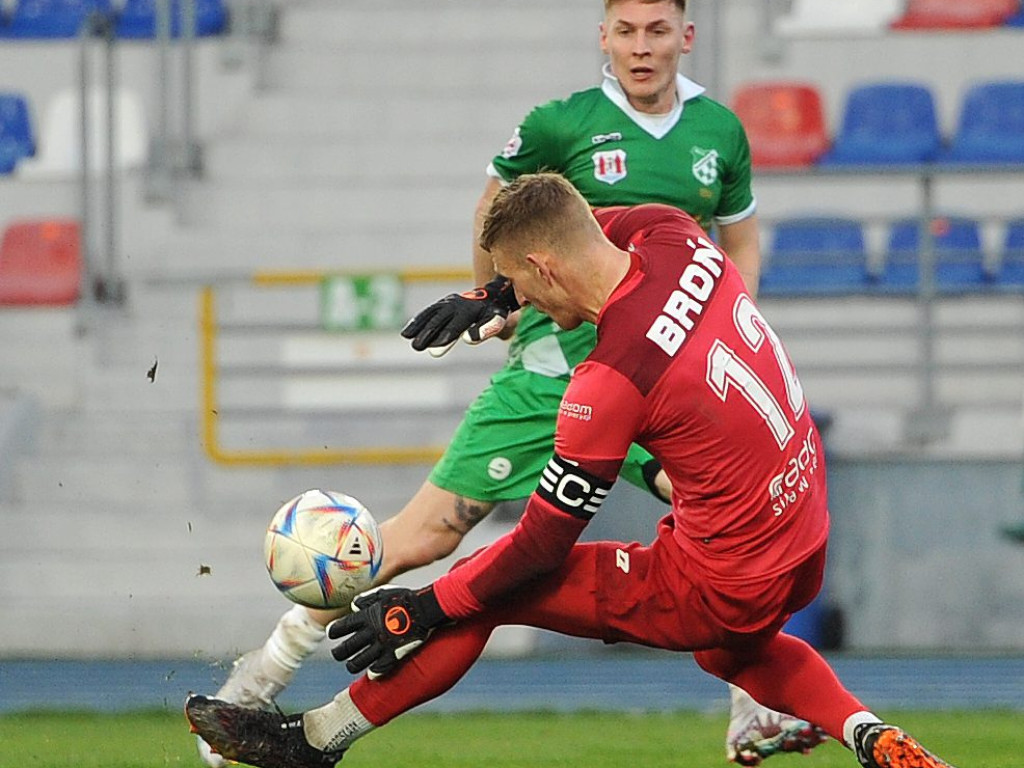Lider w Mławie. Michał z hat-trickiem