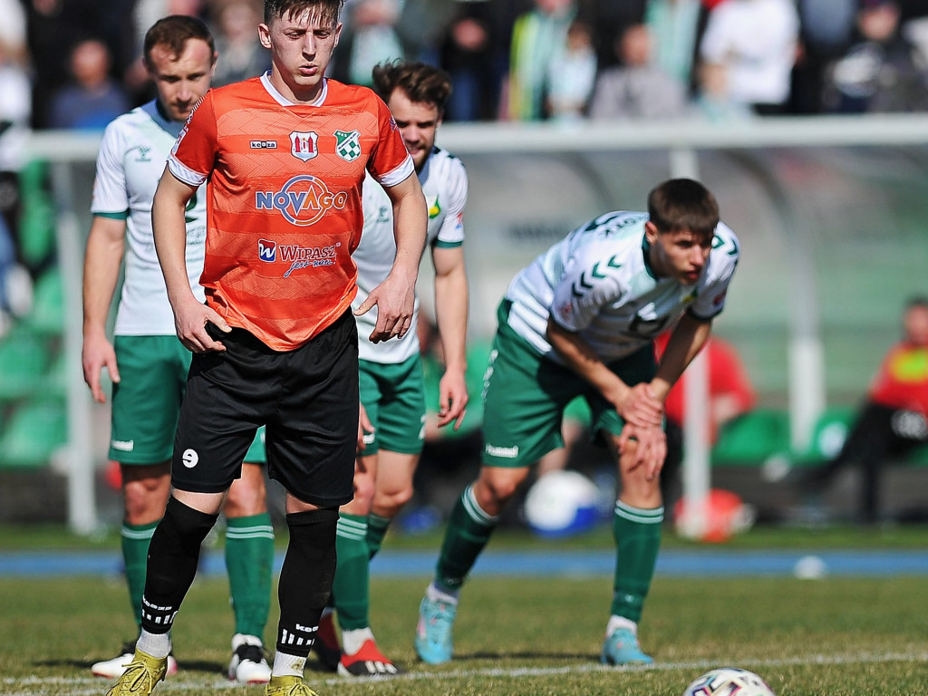 Doping jak w ekstraklasie. Udany rewanż Świtu