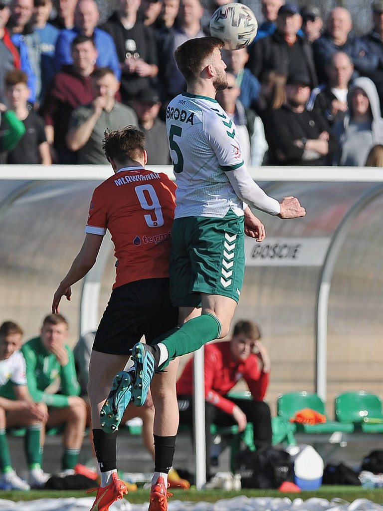 Doping jak w ekstraklasie. Udany rewanż Świtu