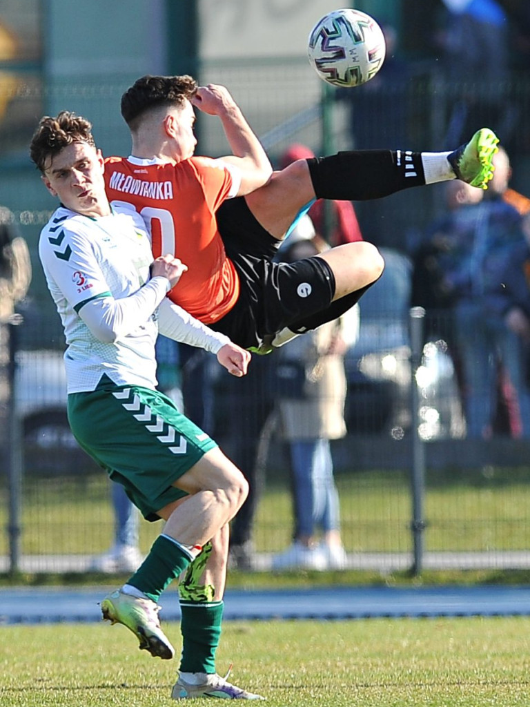 Doping jak w ekstraklasie. Udany rewanż Świtu
