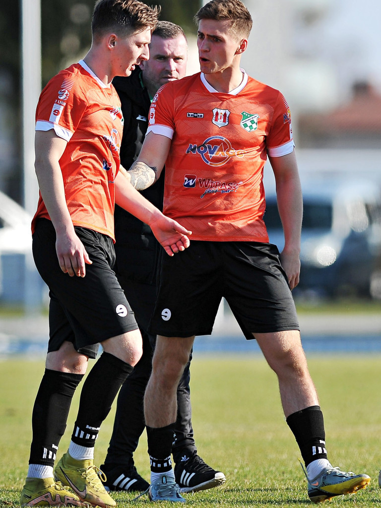 Doping jak w ekstraklasie. Udany rewanż Świtu