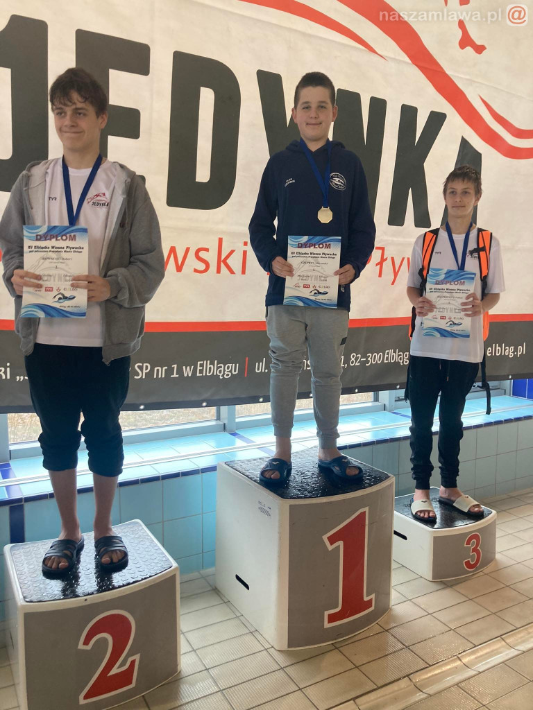 Wiosna w Elblągu. Pływackie emocje