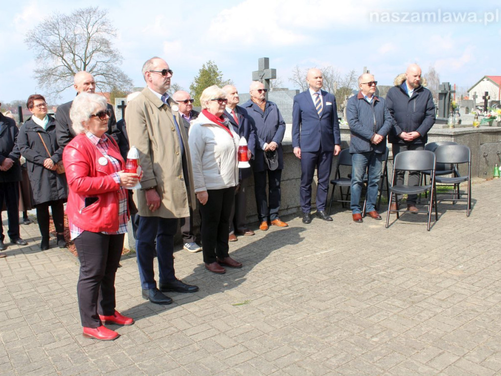 Mławianie uczcili pamięć ofiar Zbrodni Katyńskiej