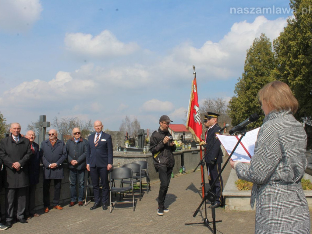 Mławianie uczcili pamięć ofiar Zbrodni Katyńskiej