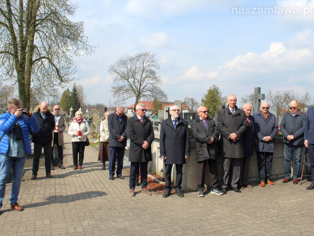 Mławianie uczcili pamięć ofiar Zbrodni Katyńskiej