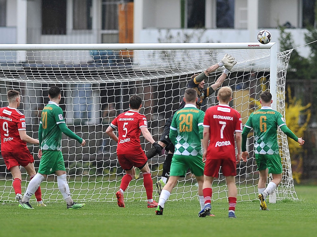 Pół godziny i po sprawie. Mławianka znowu liderem