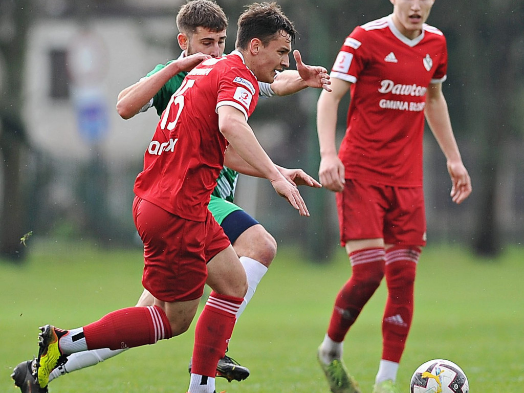 Pół godziny i po sprawie. Mławianka znowu liderem