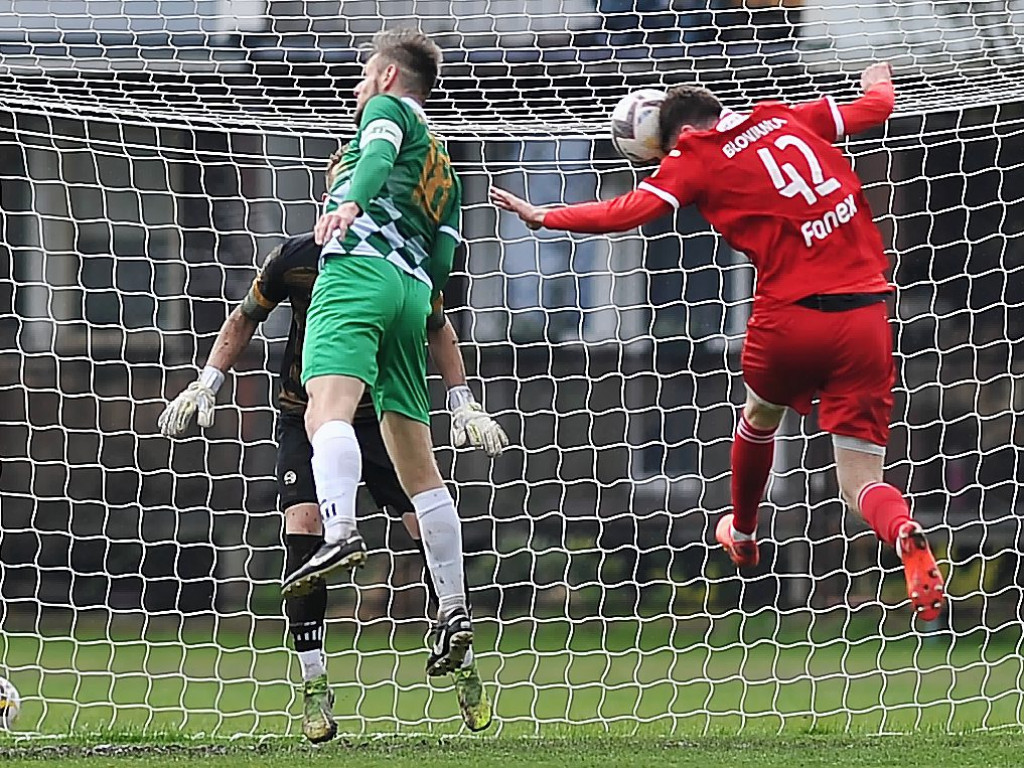 Pół godziny i po sprawie. Mławianka znowu liderem