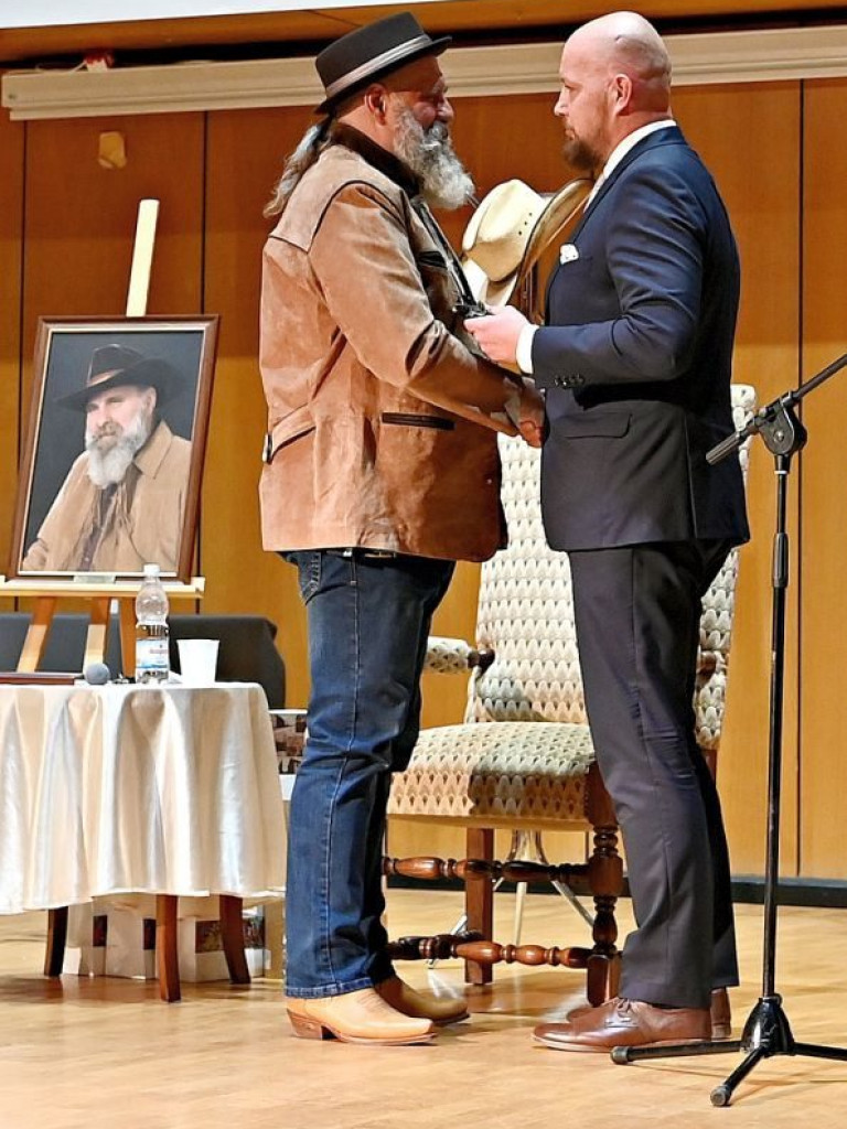 Tadeusz Stabach Mławianin Roku 2022 uhonorowany