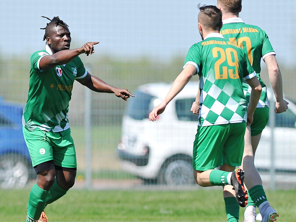 Miłe złego początki. Legioniści za mocni