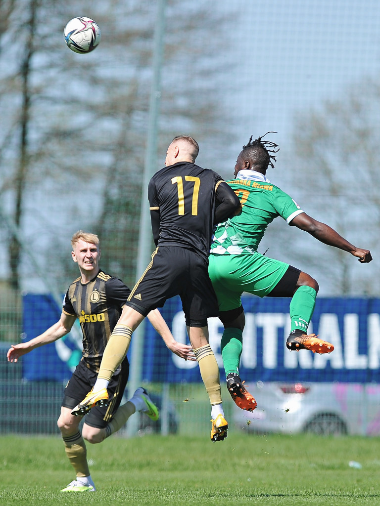 Miłe złego początki. Legioniści za mocni