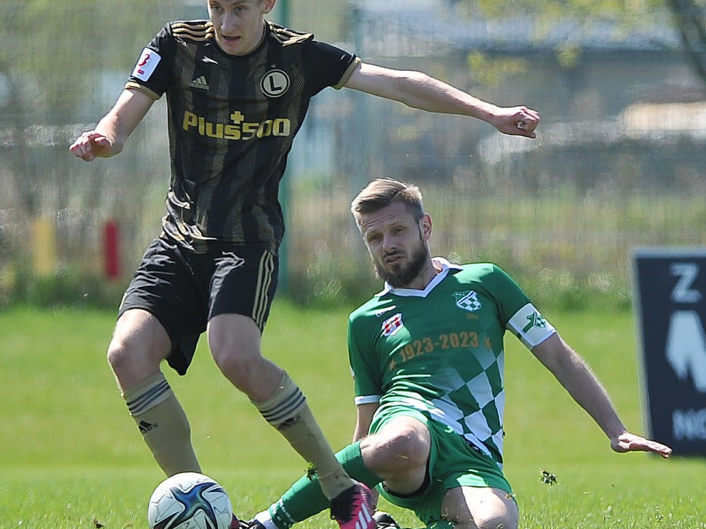 Miłe złego początki. Legioniści za mocni