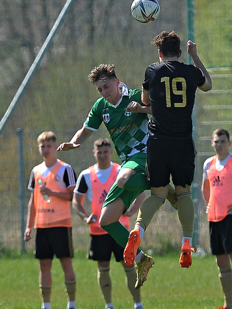 Miłe złego początki. Legioniści za mocni