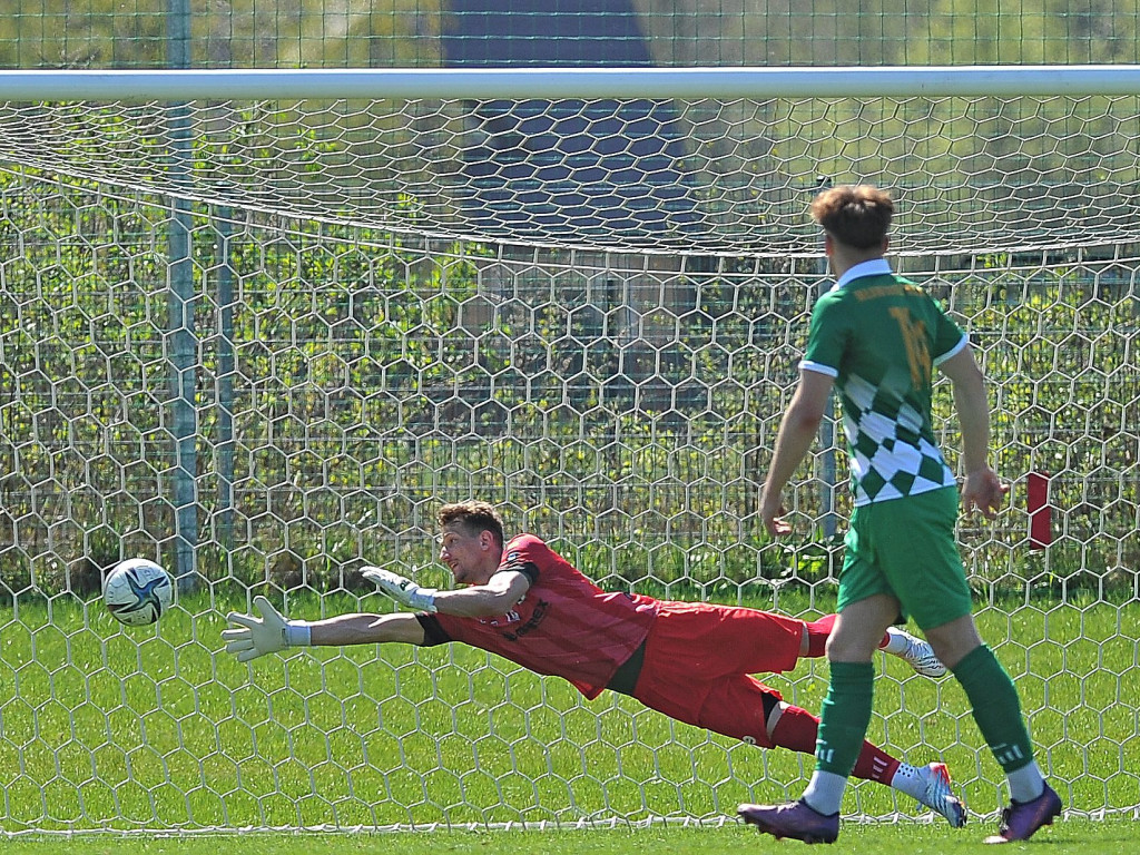 Miłe złego początki. Legioniści za mocni