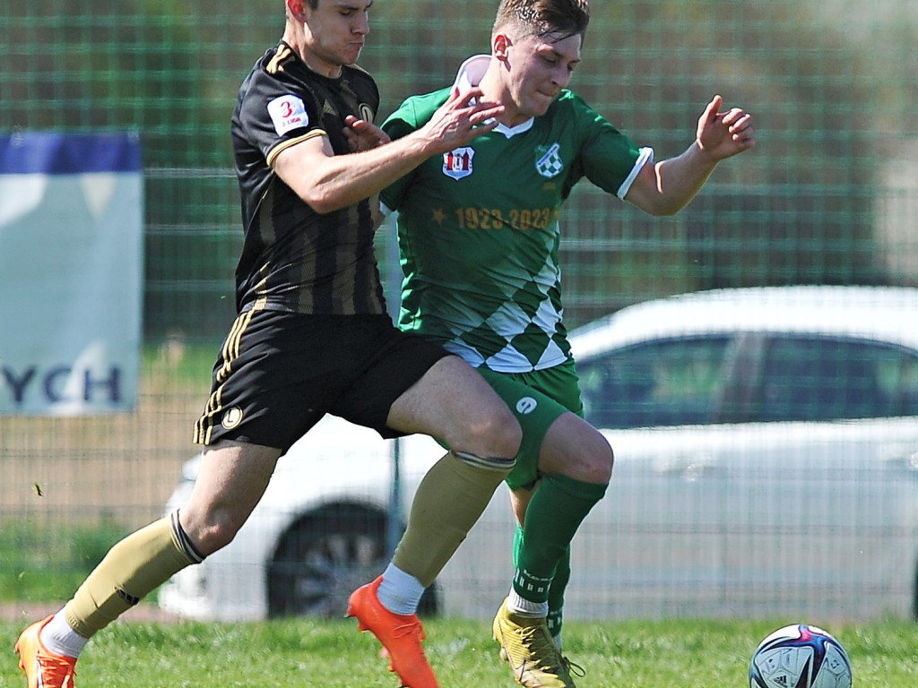 Miłe złego początki. Legioniści za mocni