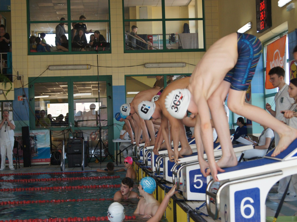 Pływackie emocje w Mławie. Płetwal i Marlin na medal