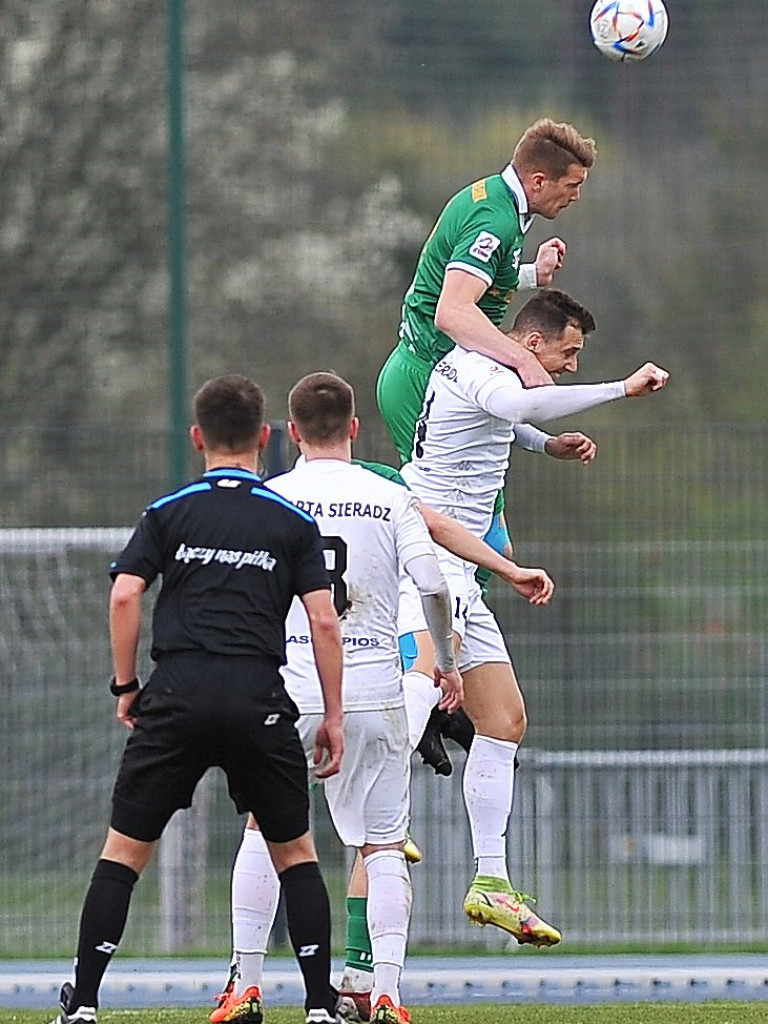 Warta skuteczniejsza. Tylko punkt w dwumeczu