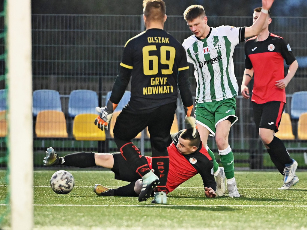 Rezerwy na szóstkę, Żak zdobył Nasielsk