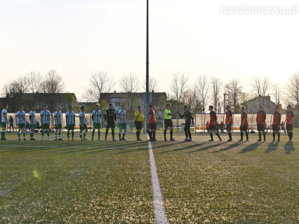 Rezerwy na szóstkę, Żak zdobył Nasielsk